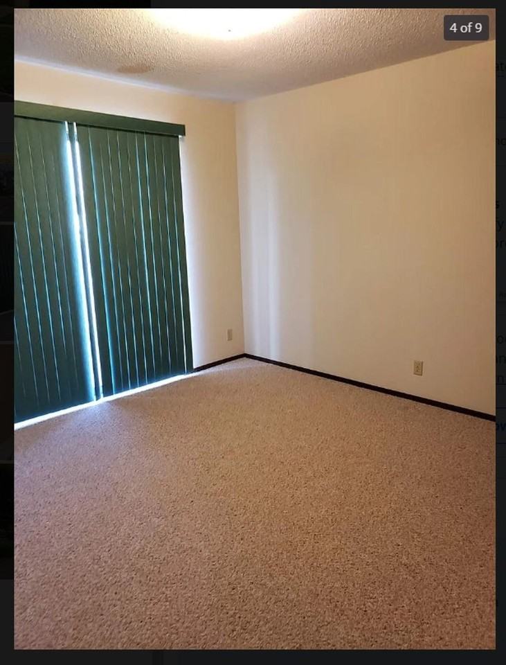 1301 Springfield Dr #4 - Photo 2 of 9