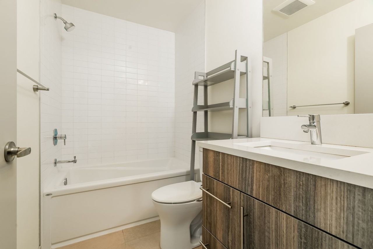 4311 Sw Frontenac St - Photo 3 of 24