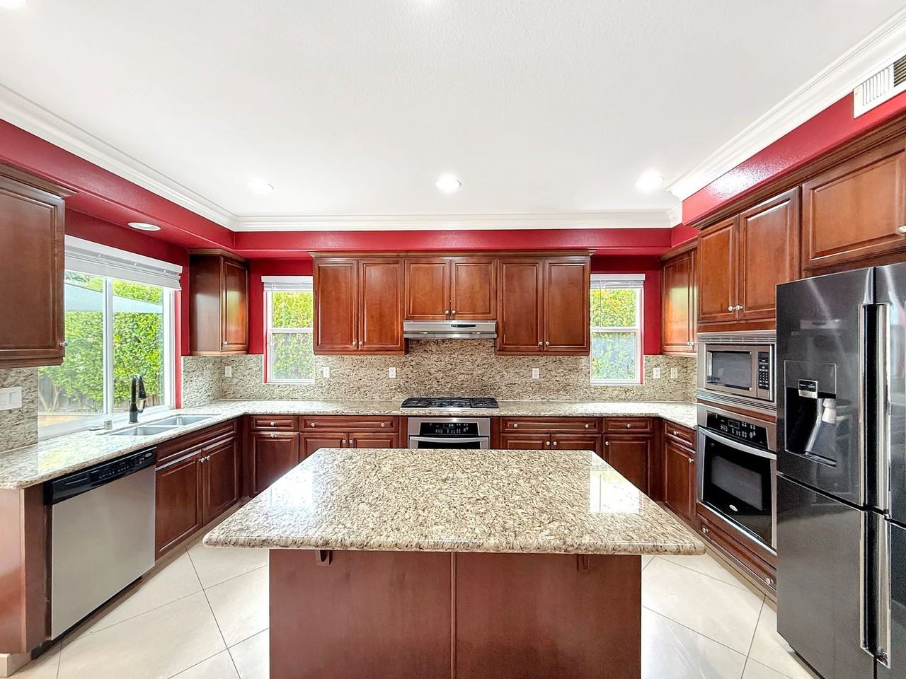 1618 Quiet Trail Dr - Photo 4 of 27