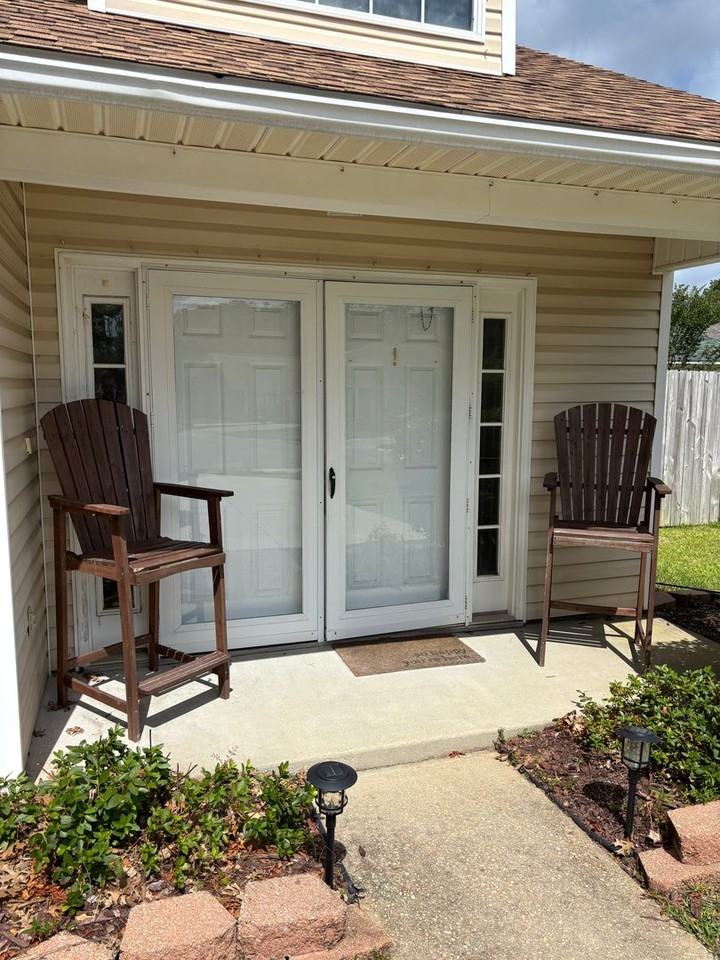 398 Mirabelle Dr - Photo 3 of 19