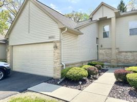 featured image of 10111 Austrian Way