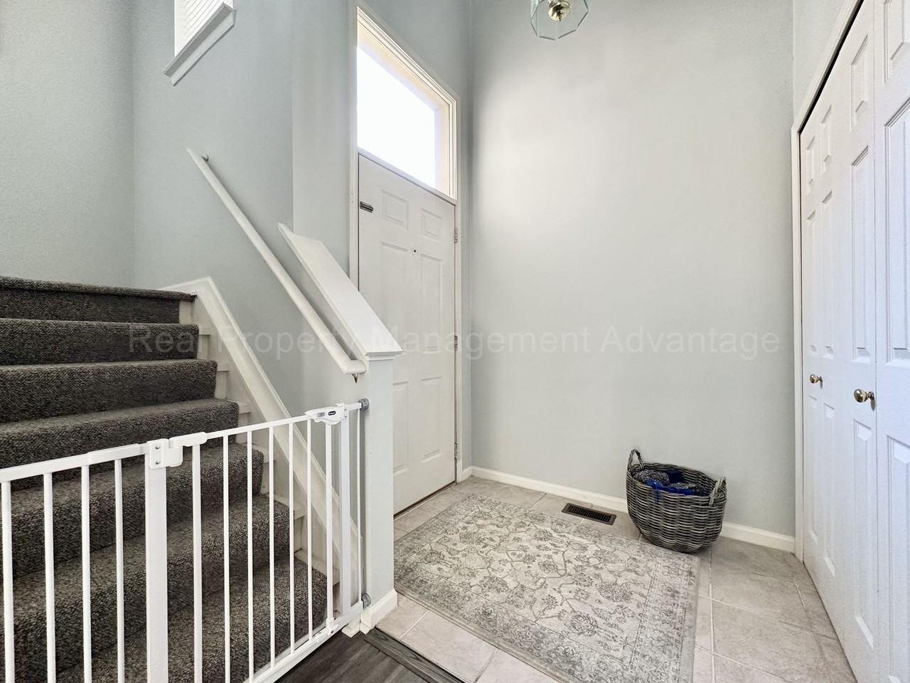 10111 Austrian Way - Photo 4 of 36