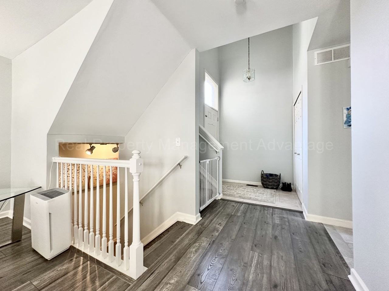 10111 Austrian Way - Photo 5 of 36