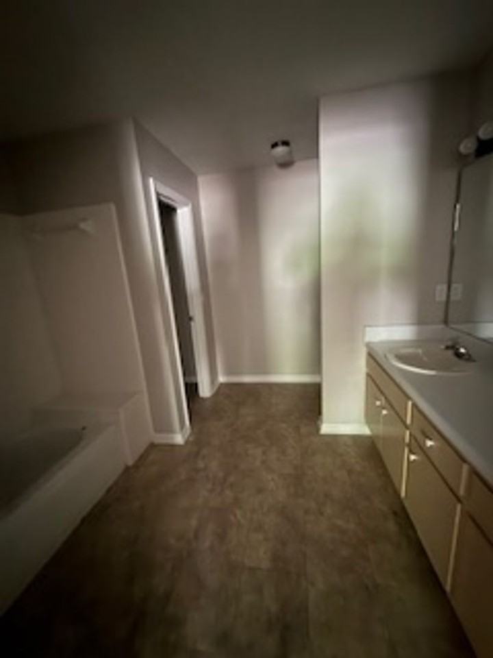 7100 Towner Trce - Photo 2 of 11