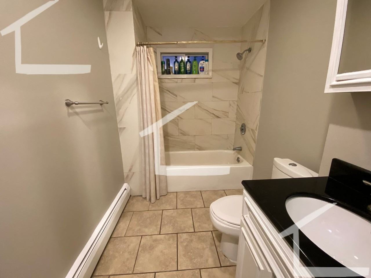 93 Glen St - Photo 3 of 32