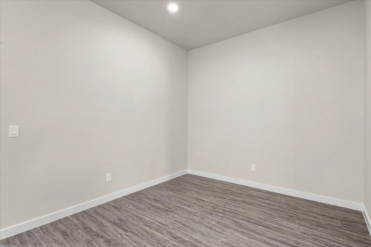 3516 Turner Ave - Photo 6 of 17