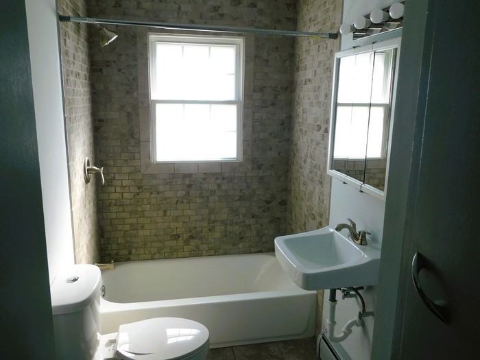 450 N 5th St #3 - Photo 3 of 6