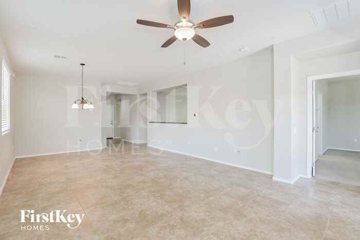 10704 E Sanctuary Ridge Ln - Photo 2 of 16