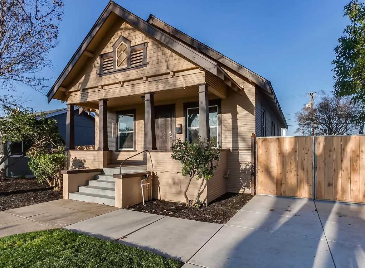 315 N Broadway #NA - Photo 2 of 6