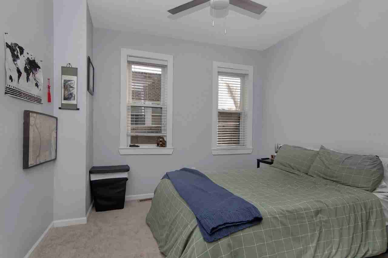 452 42nd St #NA - Photo 6 of 21