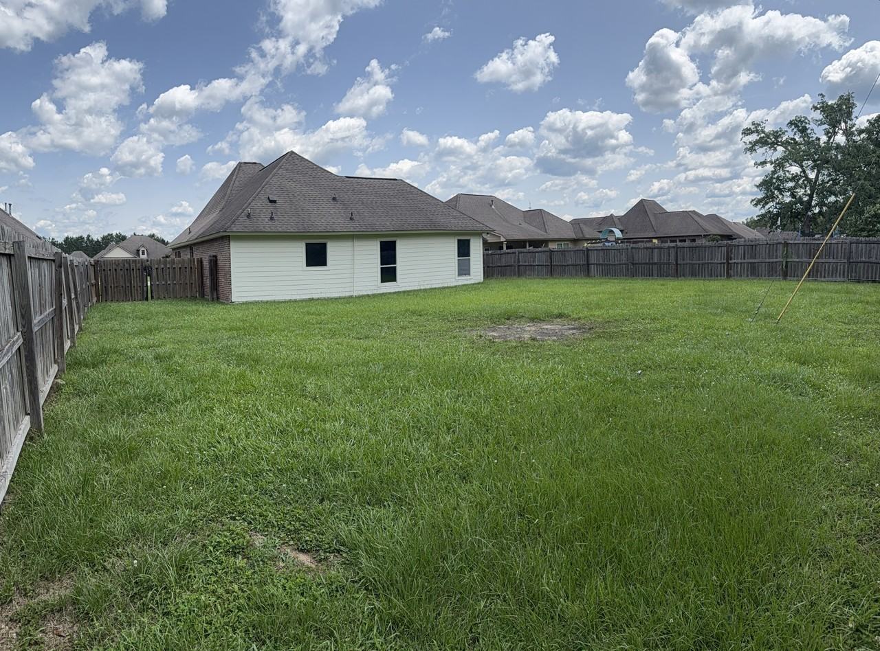 24038 Spanish Oak Ave #NA - Photo 3 of 18