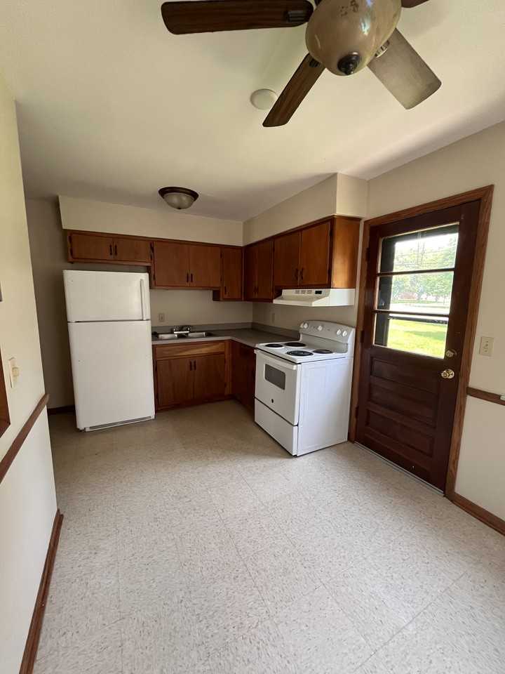 6330 Ambleside Dr #C - Photo 2 of 7