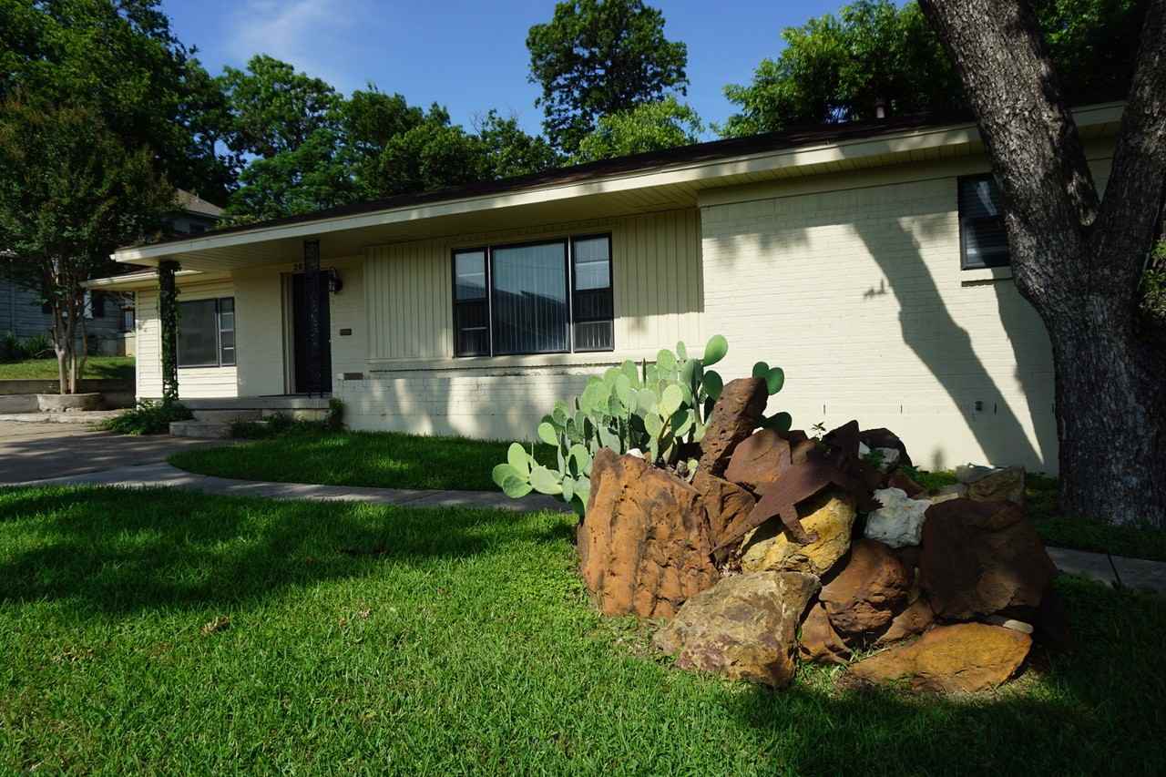 2817 Wayside Ave #NA - Photo 2 of 22