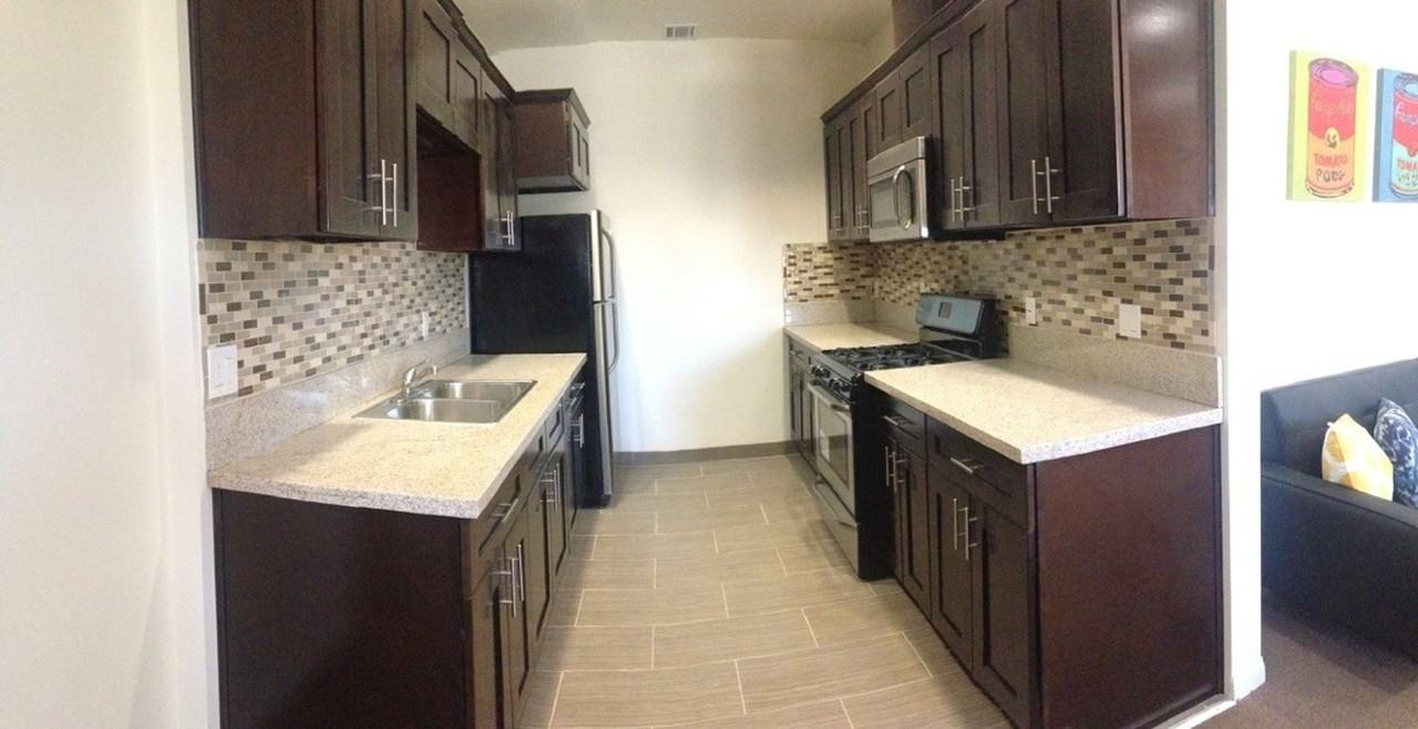 "Terrace Heights Student Housing" Terrace Heights LLC - Photo 4 of 30