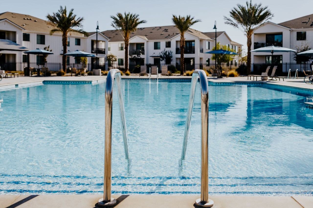 250 South Heath Road - Photo 4 of 45