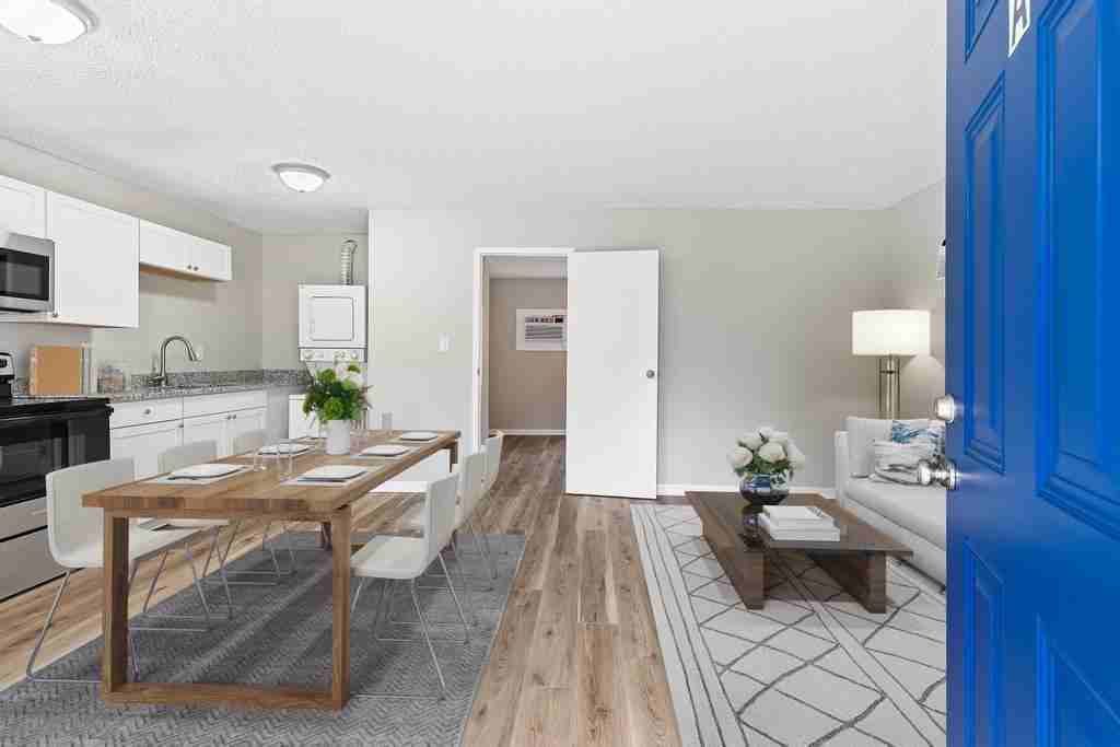 104 Cone St - Photo 2 of 10