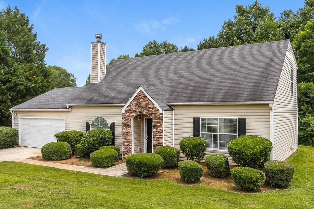 5660 Blackberry Row - Photo 4 of 17