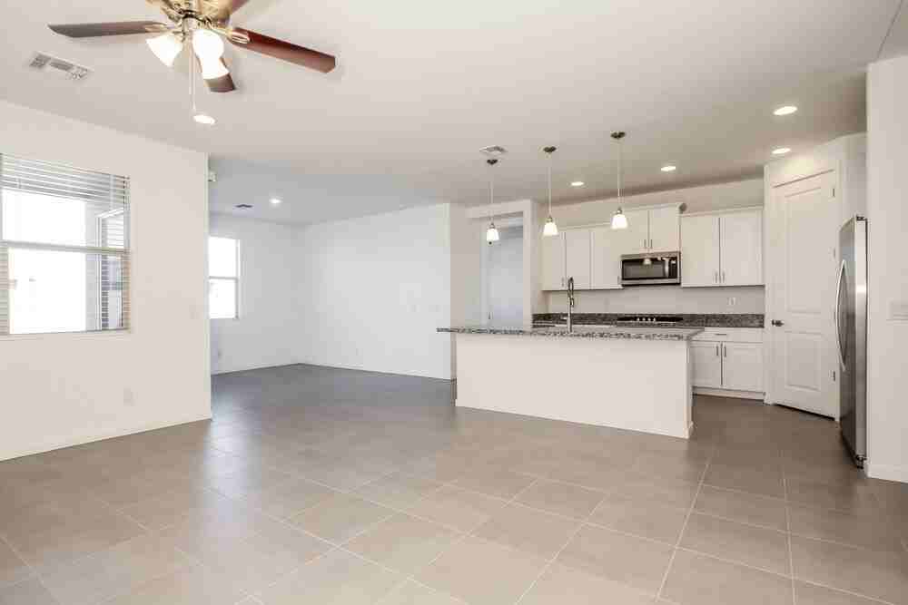 5630 W Notch Hill Rd - Photo 4 of 16