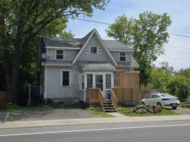 555 Division St #1 - Photo 1 of 1