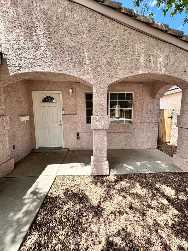 6535 Tierra Prieta Ave Nw - Photo 2 of 23