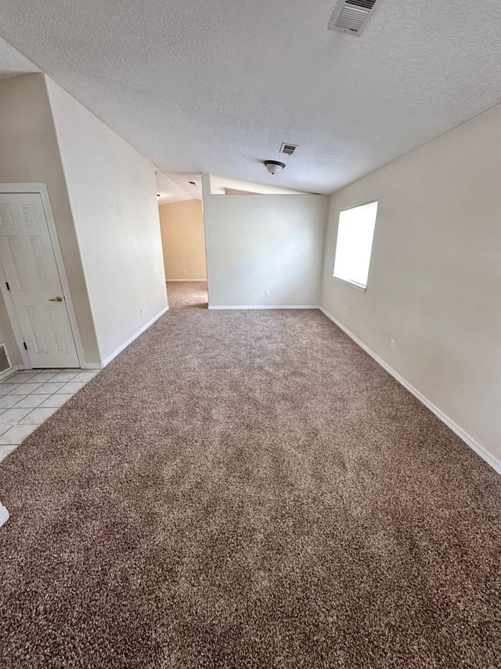 6535 Tierra Prieta Ave Nw - Photo 5 of 23