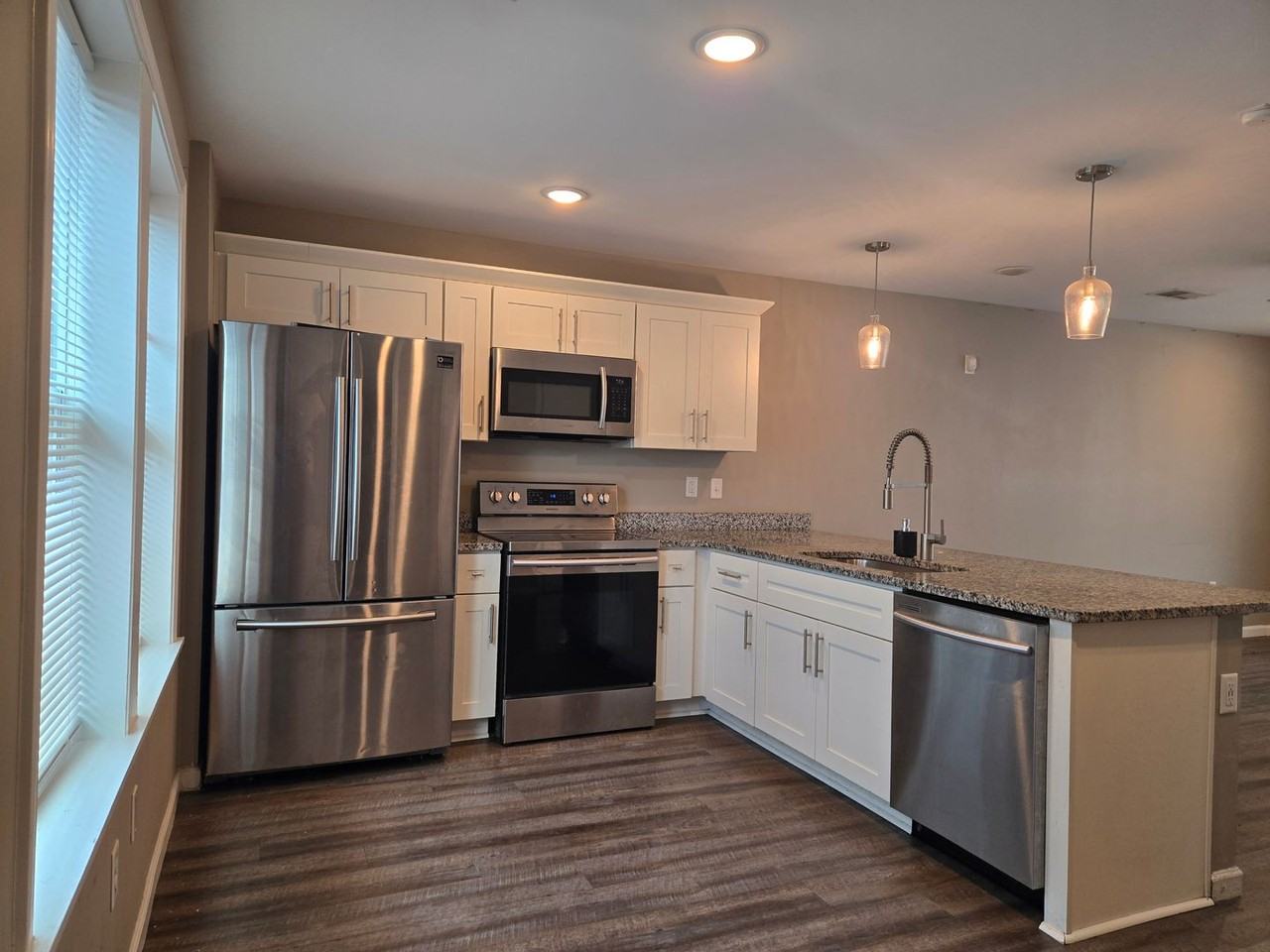Student Lofts at Brister, Bldg 101 - Photo 3 of 20