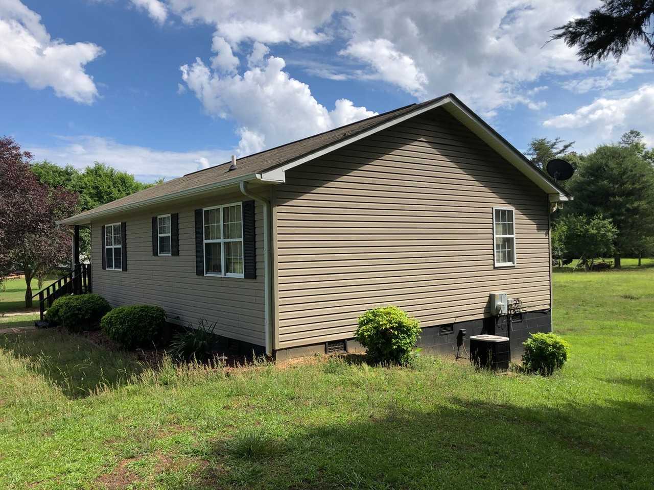 161 Robertson Loop Rd - Photo 2 of 16