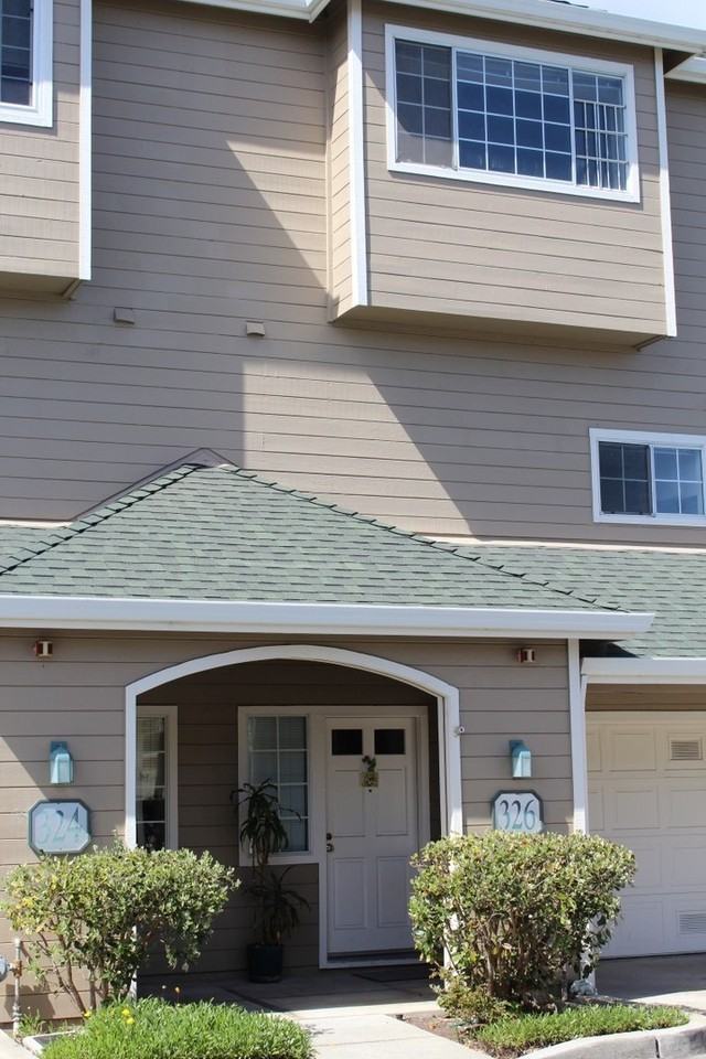 326 Treasure Island Dr - Photo 3 of 23