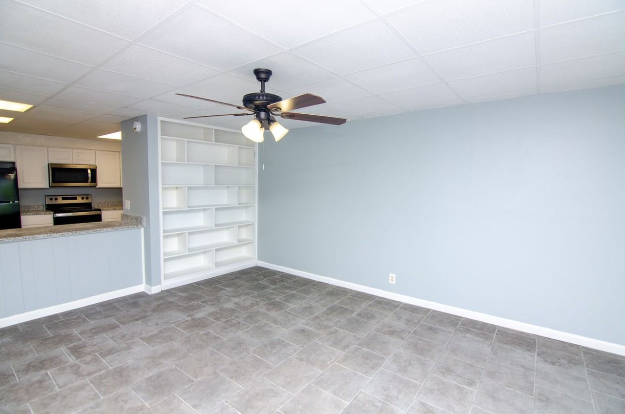 1041 1041 Harold Dr  - 1041 Harold Dr - Photo 2 of 10