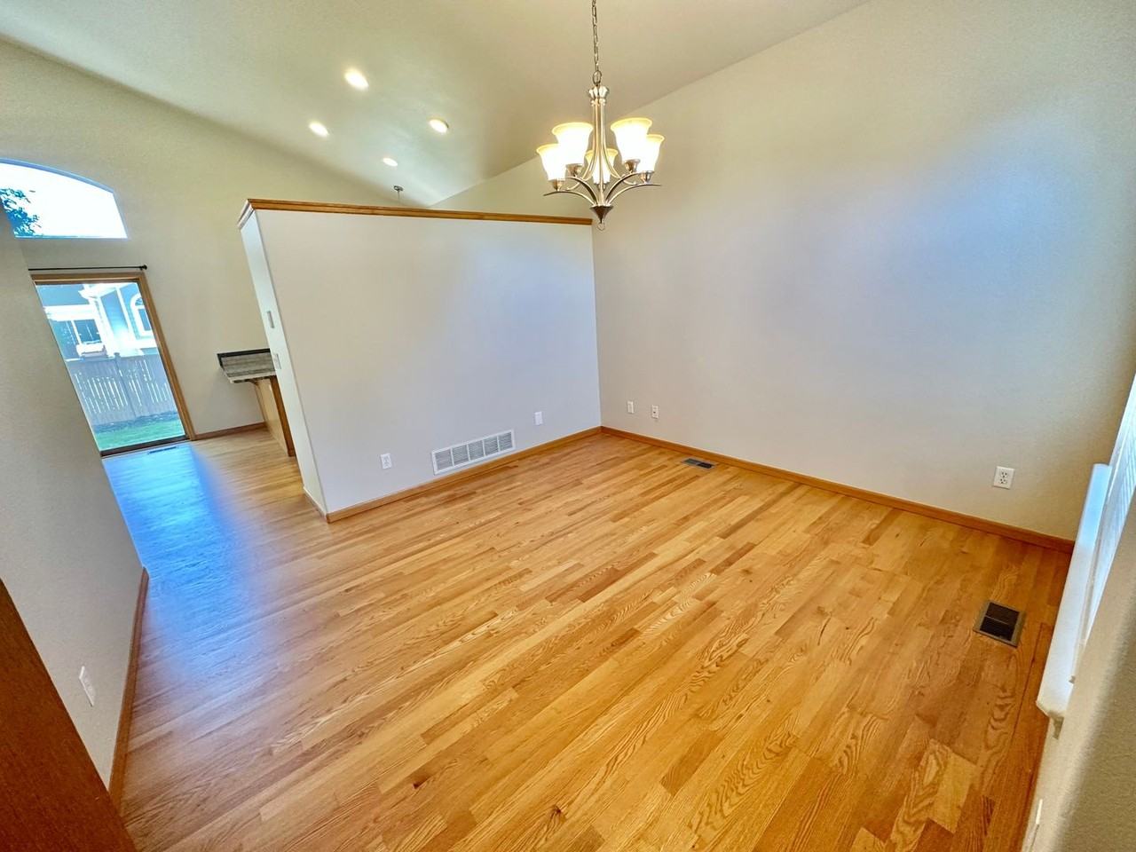 5201 Trappers Creek Ct - Photo 2 of 24