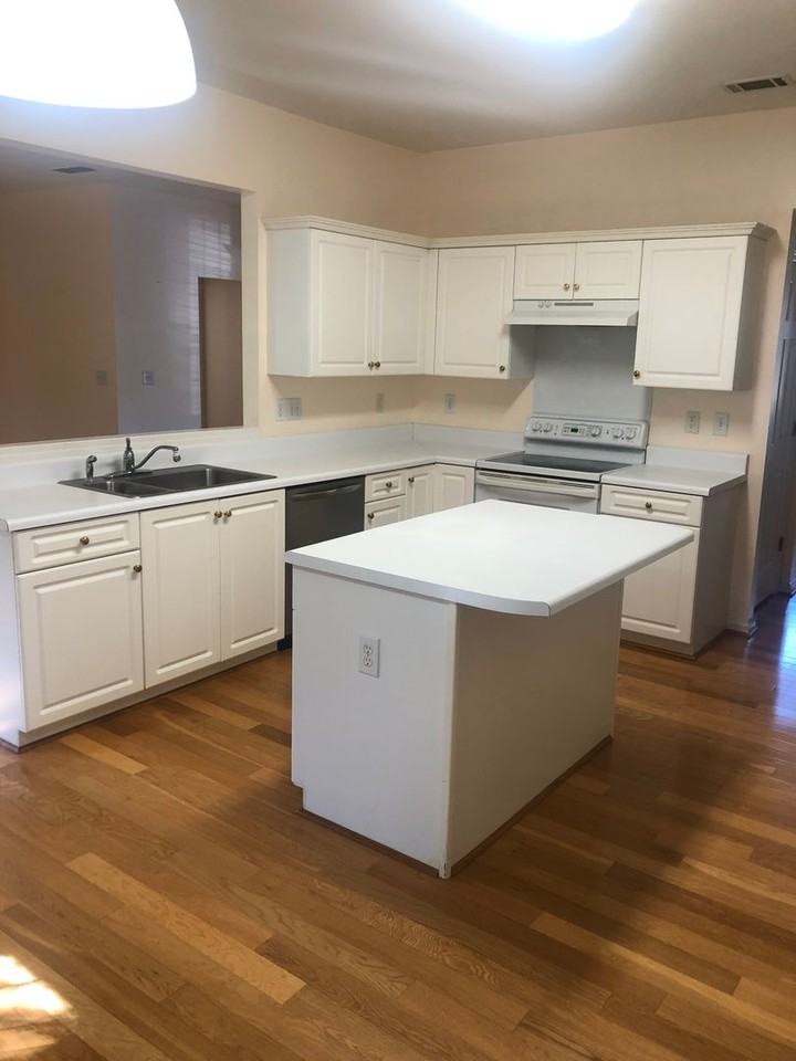 108 Collier Ln - Photo 3 of 24