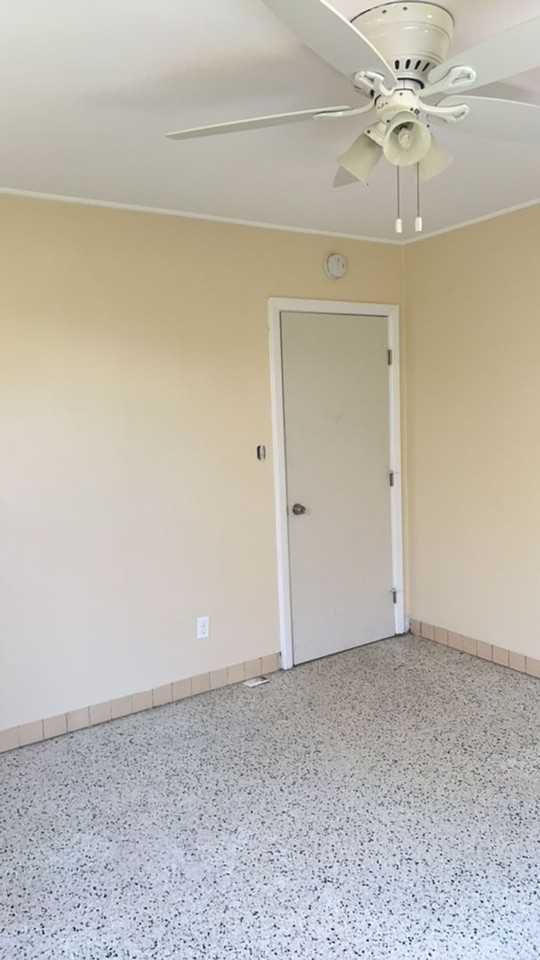 716 Prado Cir - Photo 4 of 9