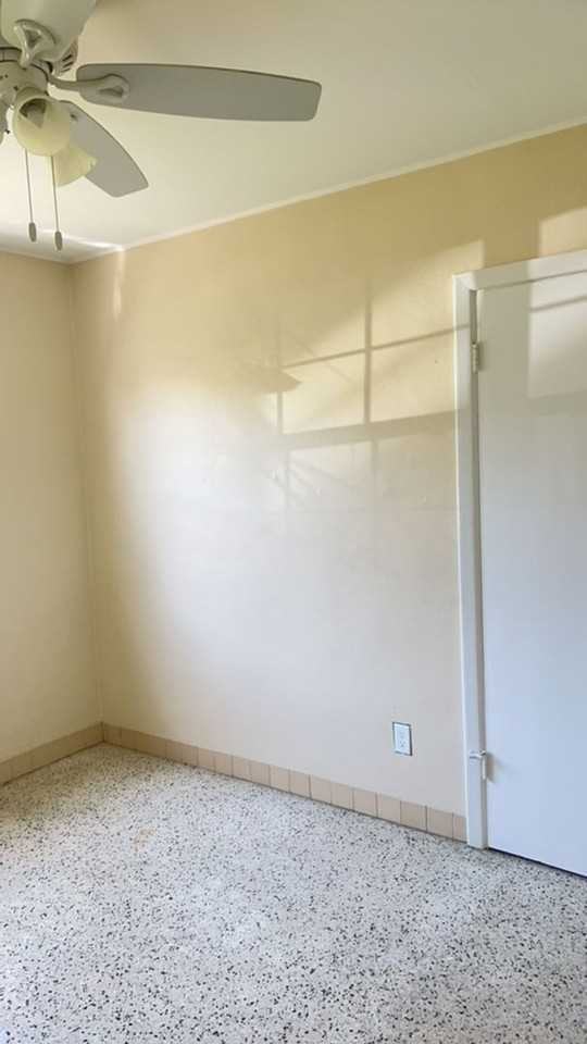 716 Prado Cir - Photo 5 of 9