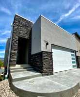 featured image of 1266 E Echelon Ridge Ln