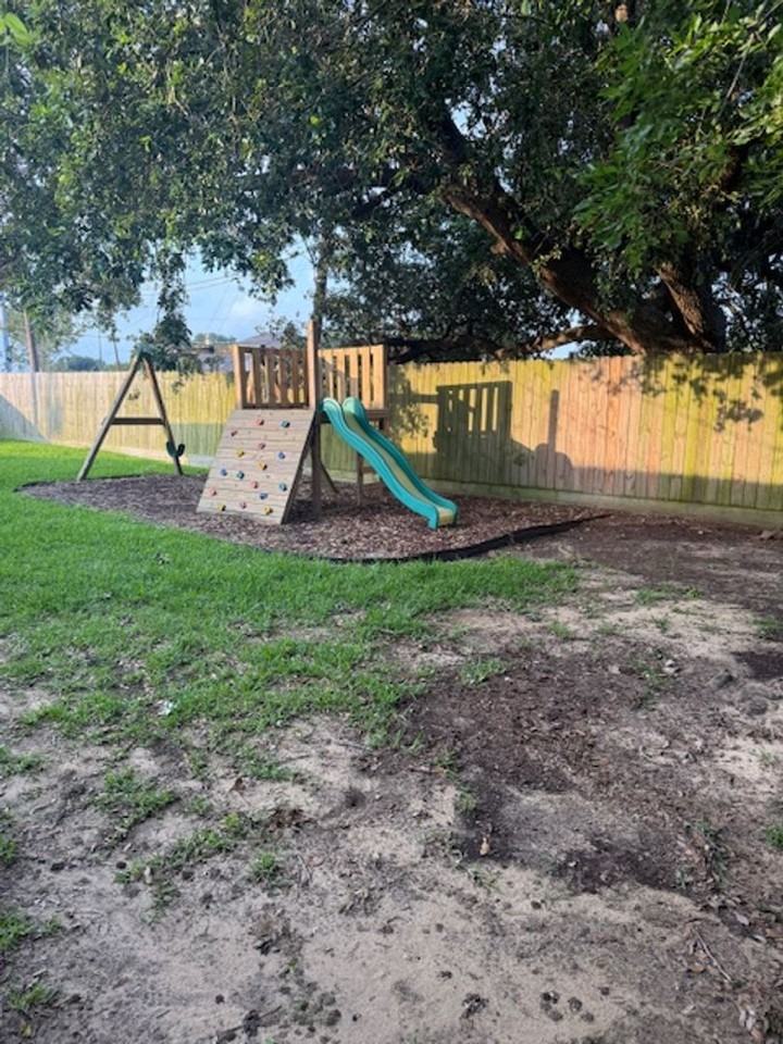 832 S 15th St - Photo 6 of 7