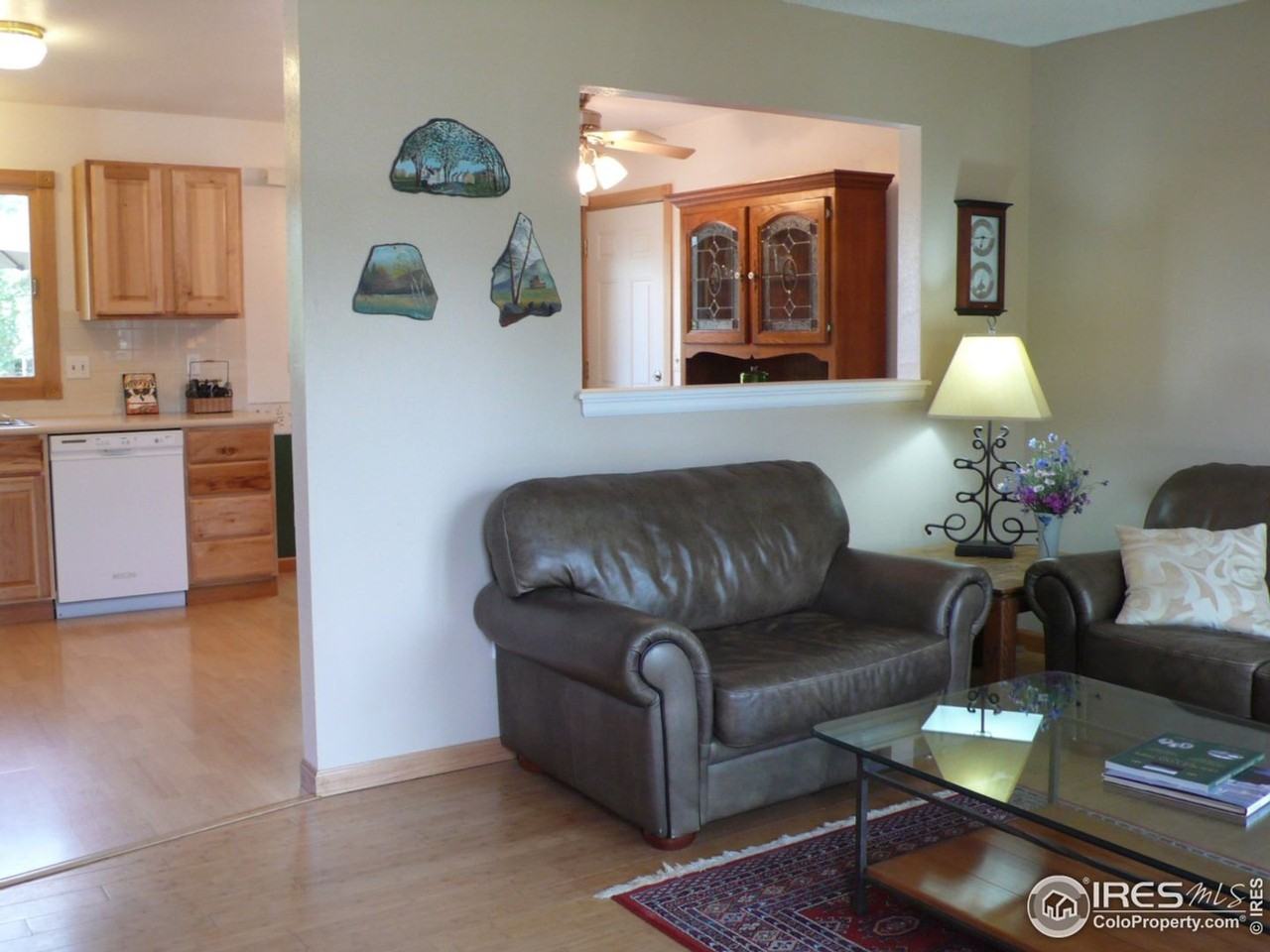 1008 Harrison Dr - Photo 2 of 9