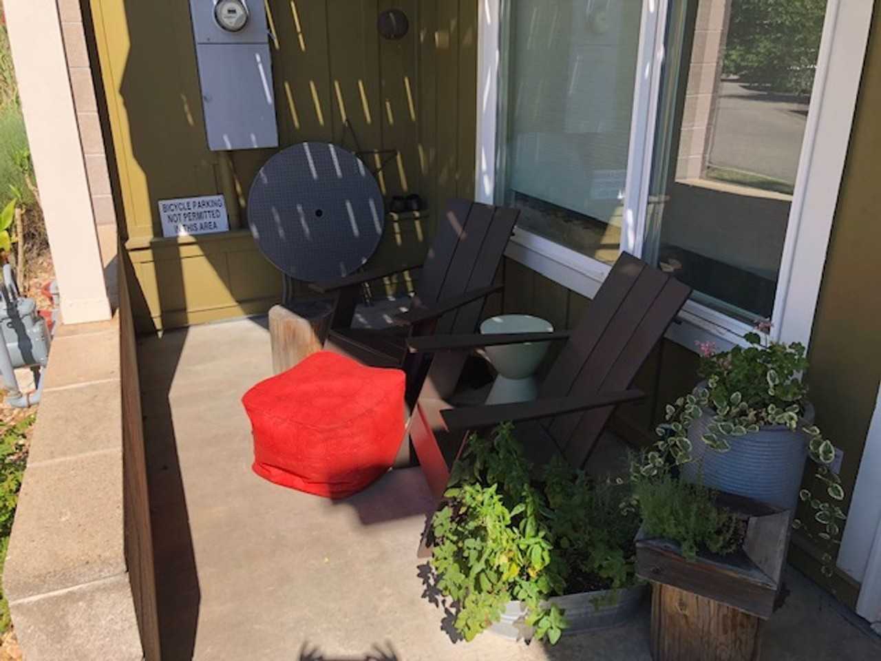 1641 Zamia Ave - Photo 2 of 22