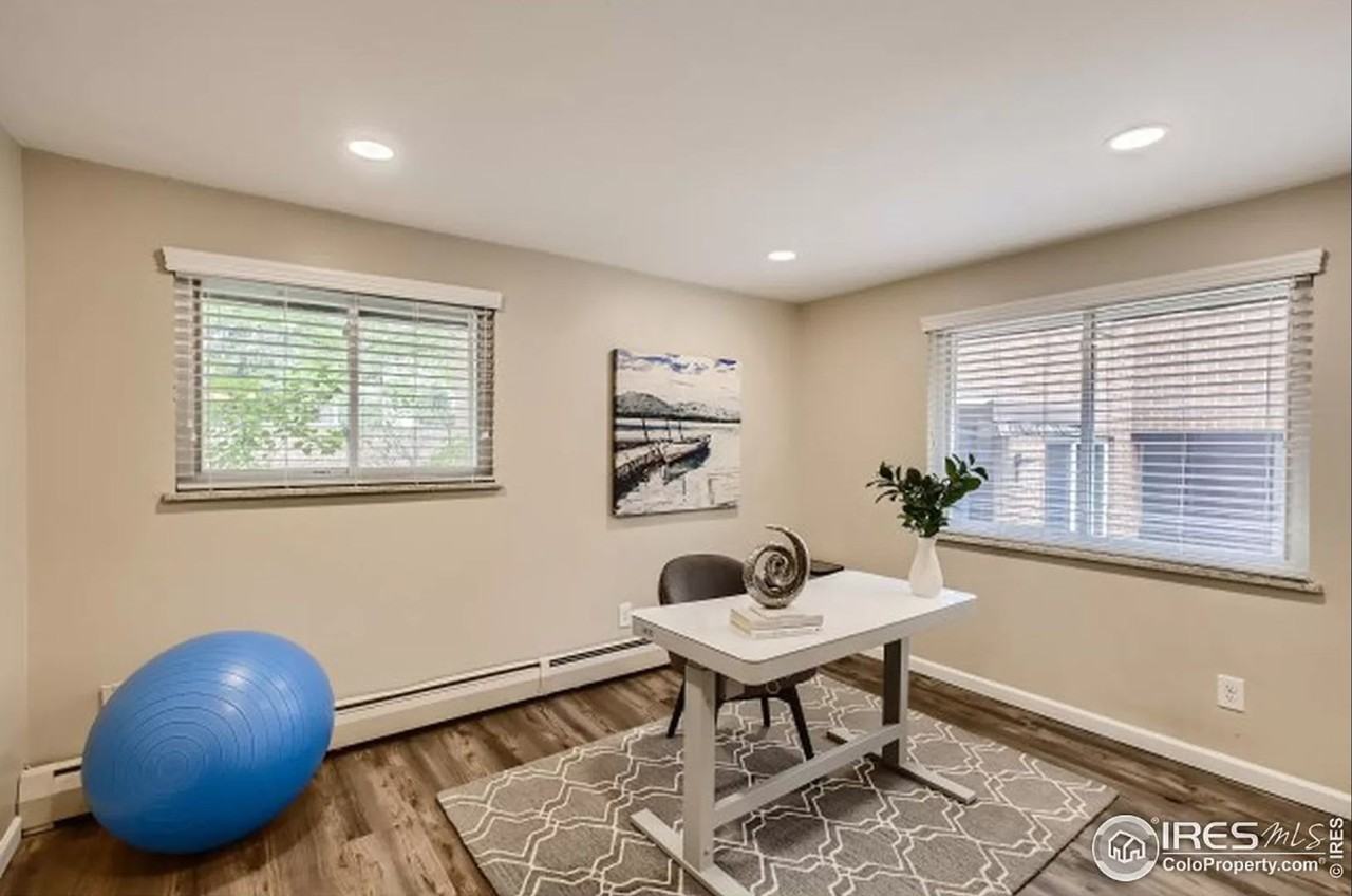 745 Thomas Dr - Photo 4 of 12