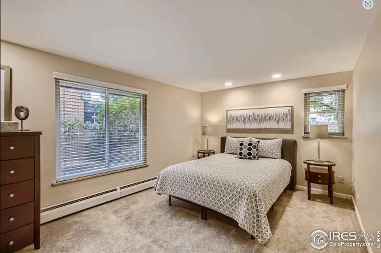 745 Thomas Dr - Photo 2 of 12