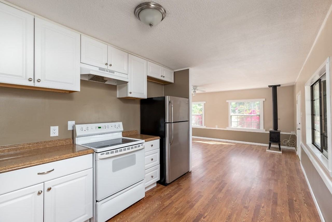 16960 Mockingbird Canyon Rd - Photo 7 of 10