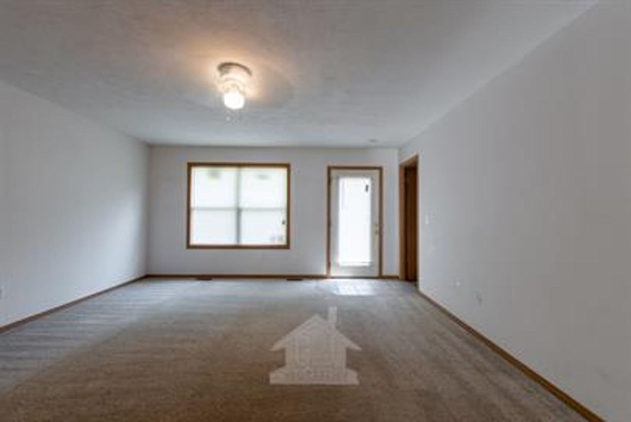 204-B N Beatie St - Photo 3 of 10