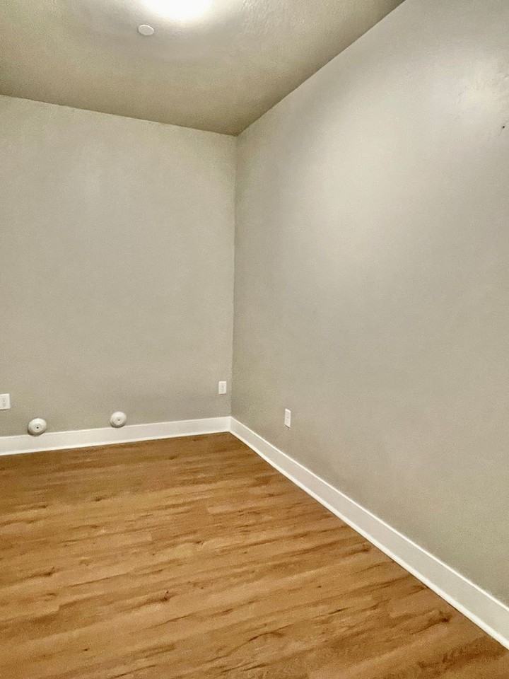 2101 N Main St #303 - Photo 6 of 16