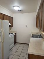 featured image of 728 W Bertrand Ave