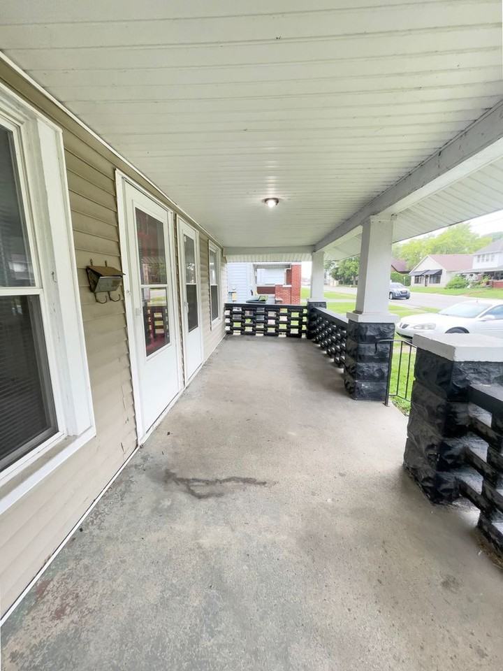 1405 West Jackson Street - Photo 6 of 50