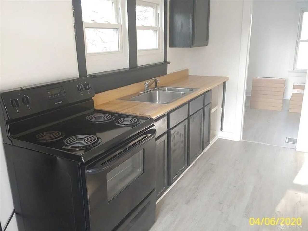 4132 Natchez Ave - Photo 5 of 9