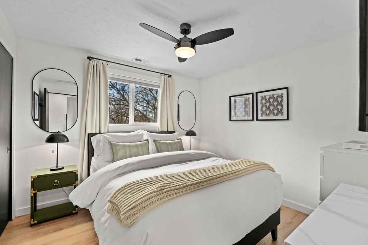 2215 N Atlantic St - Photo 3 of 22