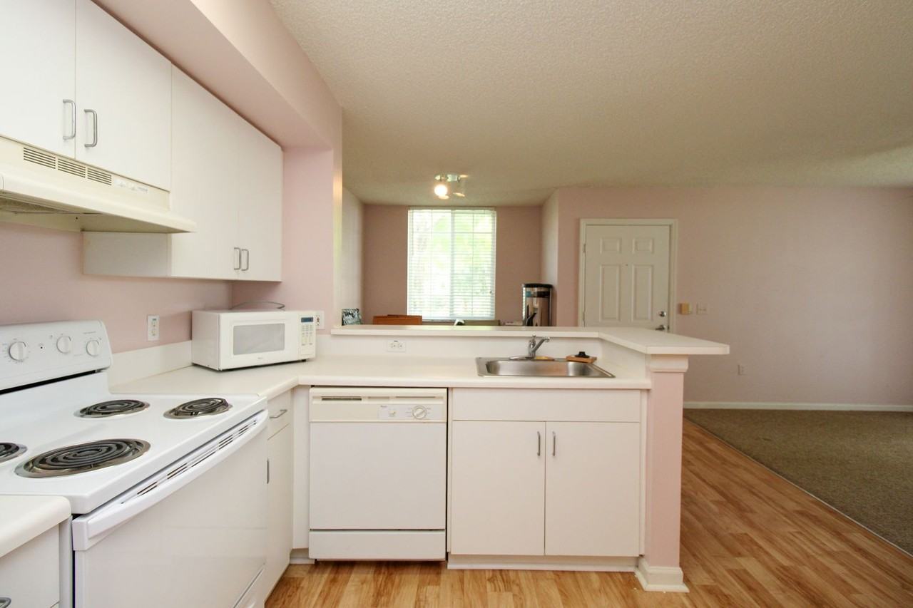 1190 Wildwood Lakes Blvd #102 - Photo 2 of 24