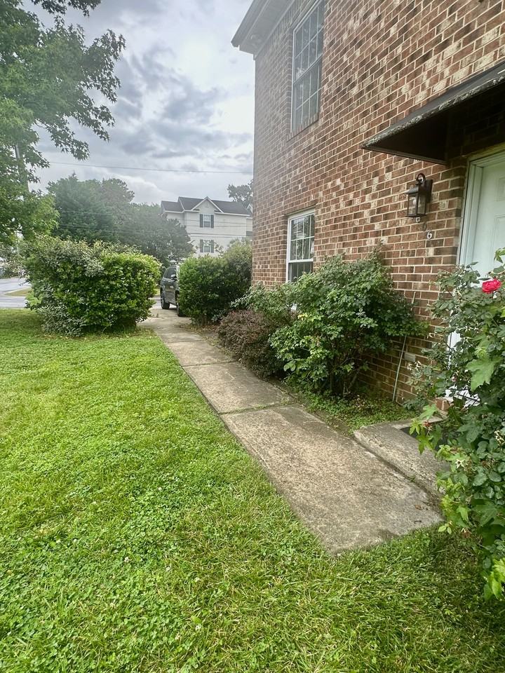 1606 Parks Ave - Photo 3 of 17