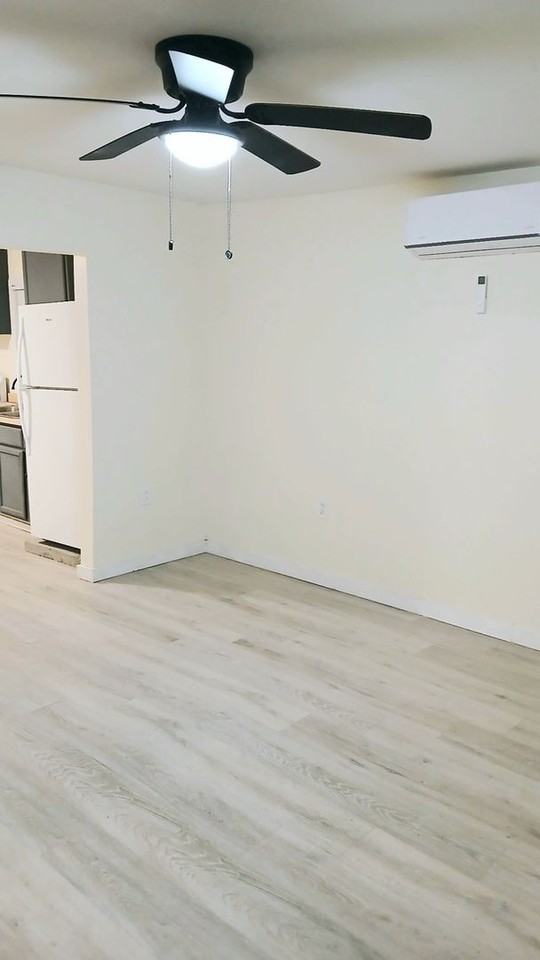 408 Bowen Ave - Photo 6 of 43