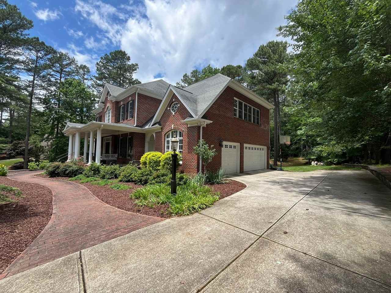 1205 Enderbury Dr - Photo 3 of 50